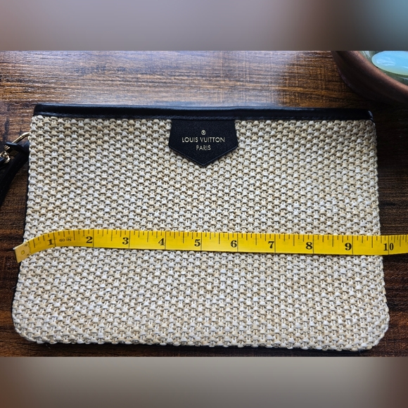 NWOT Louis Vuitton Saint Jacques Raffia Pouch with Dust Bag - Picture 8 of 9